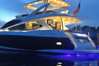 Discover the Ultimate Luxury Experience: How to Book a Yacht Miami