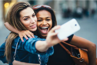 Telling Compelling Brand Stories Through Instagram Carousels