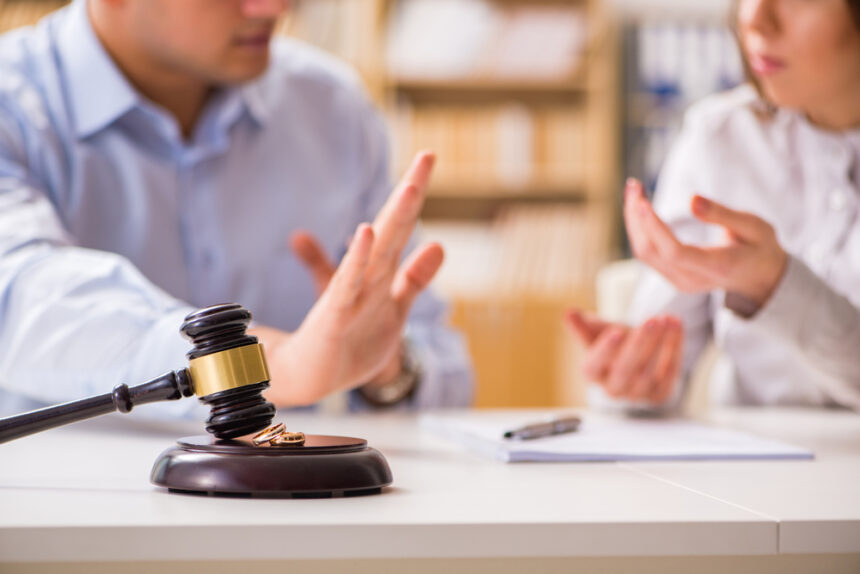 Empowering Your Transition: Partnering with a Lawyer for Divorce Proceedings in Lake Forest