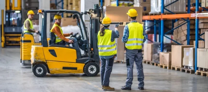 How Forklift Licence Training Can Reduce Workplace Accidents