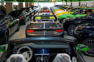Why Dubai is the Ultimate Destination for Sports Car Rentals