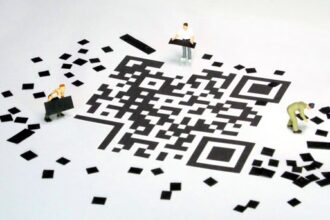 Scan QR Codes Directly From Images: Fast and Reliable Scans