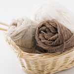 How to Create a Portable Knitting Kit