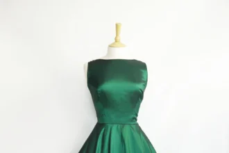 emerald green dress