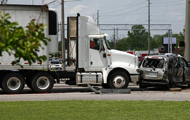 Top Things to Expect from a Skilled Semi Truck Accident Lawyer