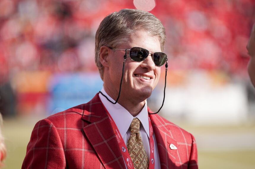 clark hunt