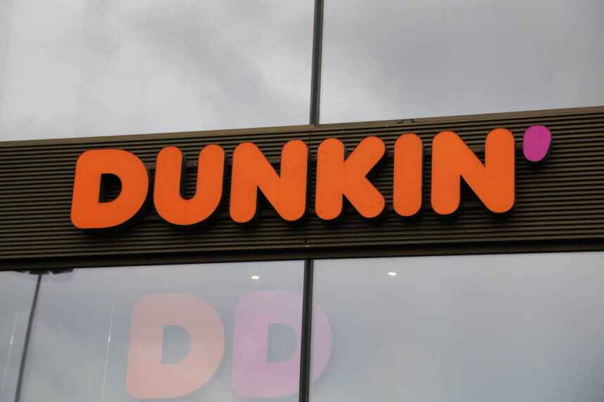 dunkin hours