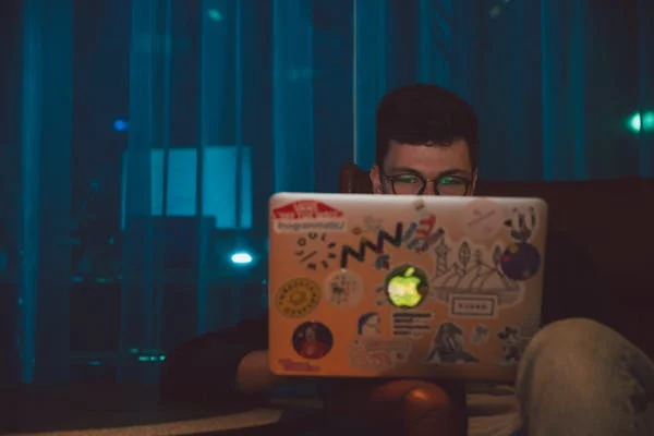 Power Up Your Gaming Lounge: The Best Gaming Room Software for 2025
