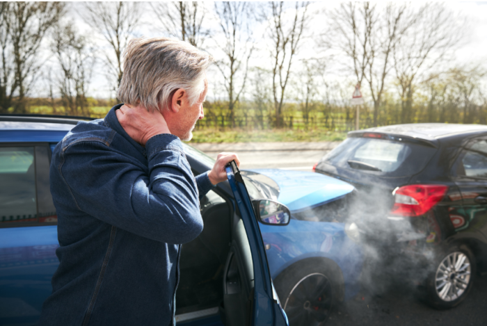 How to Spot a Serious Neck Injury After a Minor Crash