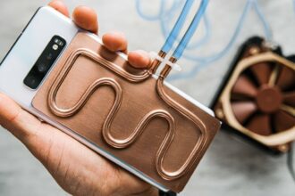 The Science Behind Mobile Phone Coolers: How They Work and Why You Need One