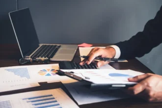 Financial Services Outsourcing: A Practical Guide for Growing Your Business
