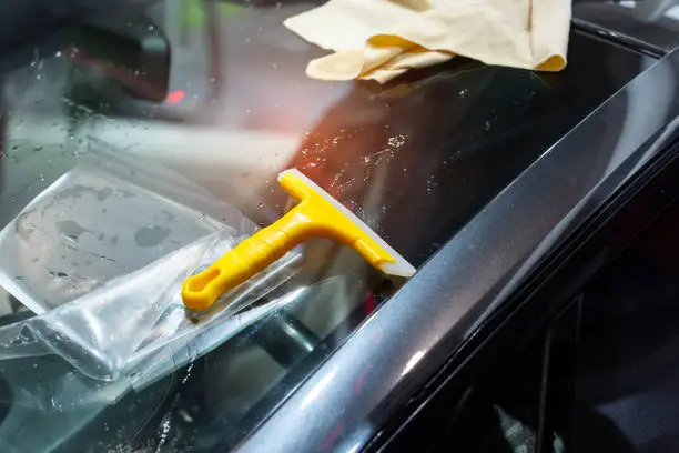 Business Advantage of 30 Percent Tinted Window in B2B Markets