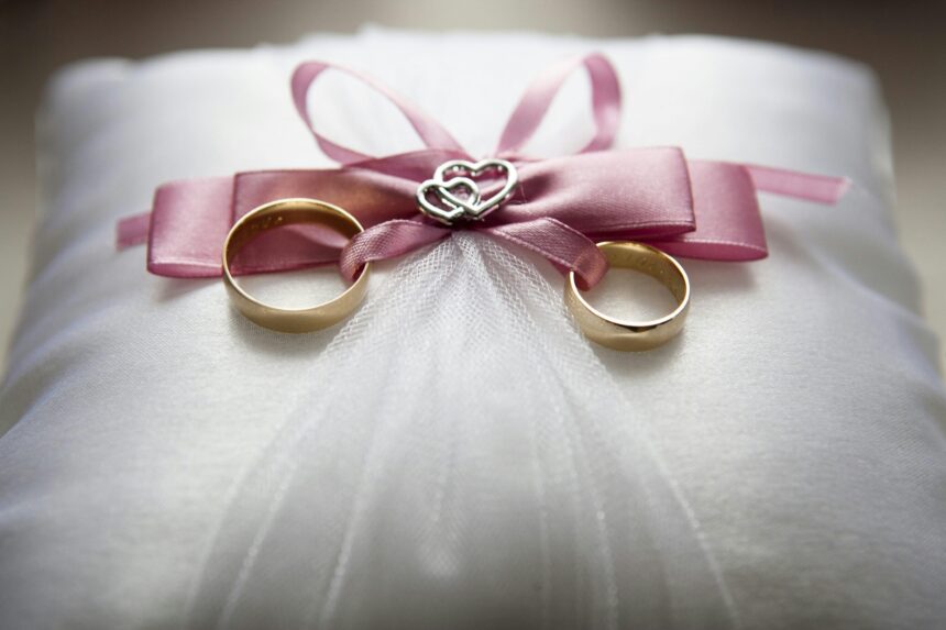 4 Ways to Personalize His and Hers Rings