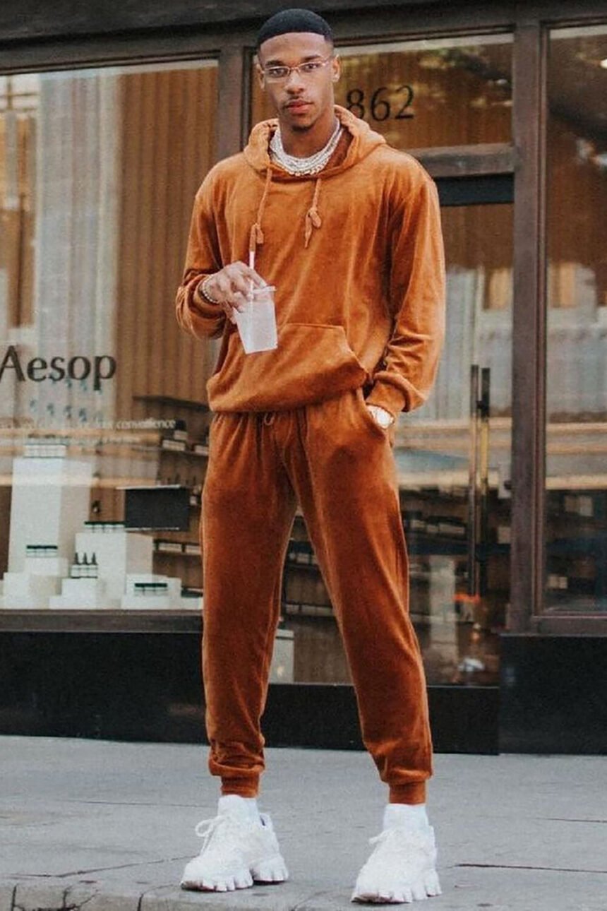 Why Velour Garments Are Making a Fashion Comeback in 2025