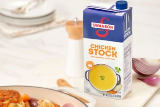 chicken broth vs stock