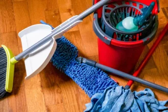 how to clean hardwood floors