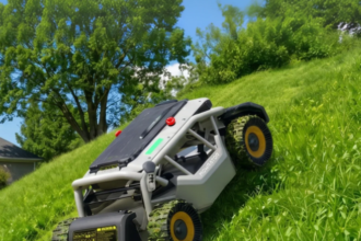 Robotic Mower or Manual Mowing: The Ultimate Showdown