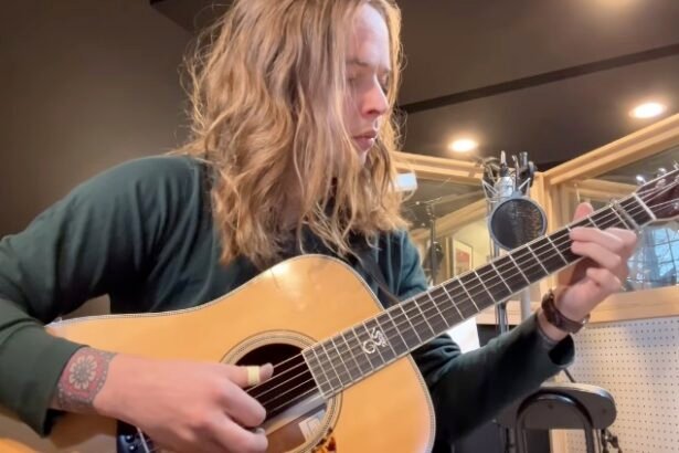 billy strings net worth